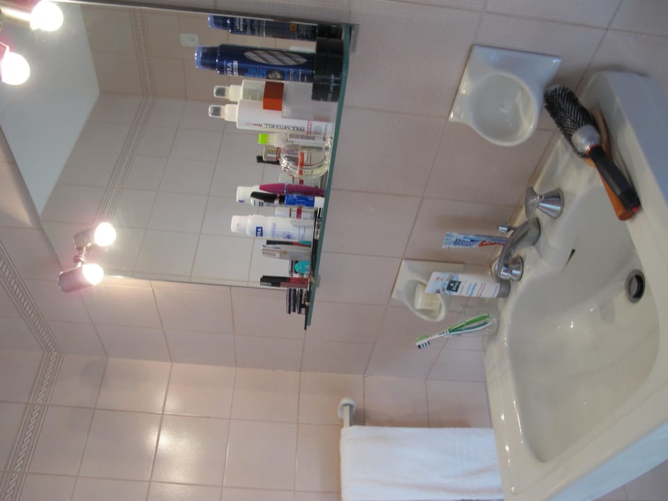 Bad Hotel Terminus & Garda