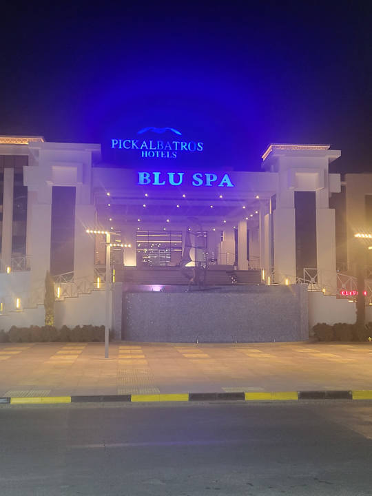 Außenansicht Pickalbatros Blu Spa Resort