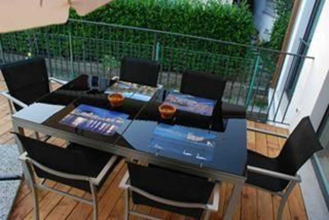 Colazione sulla terrazza B&B Sotto il Faro