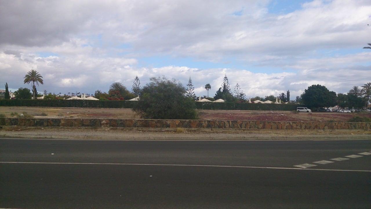 Blick auf die Anlage von der Straße Bungalows Cordial Sandy Golf