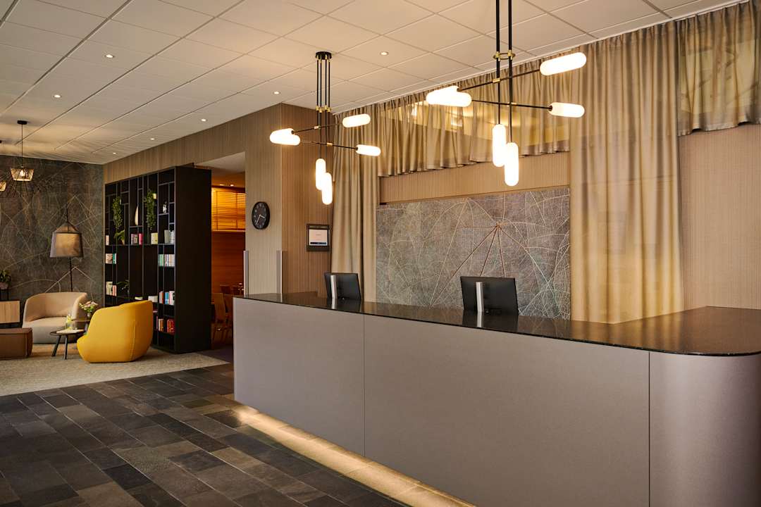 Lobby Hotel NH Erlangen