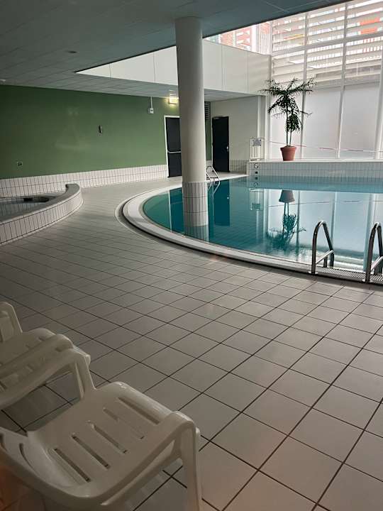 Pool Roompot Marinapark Volendam