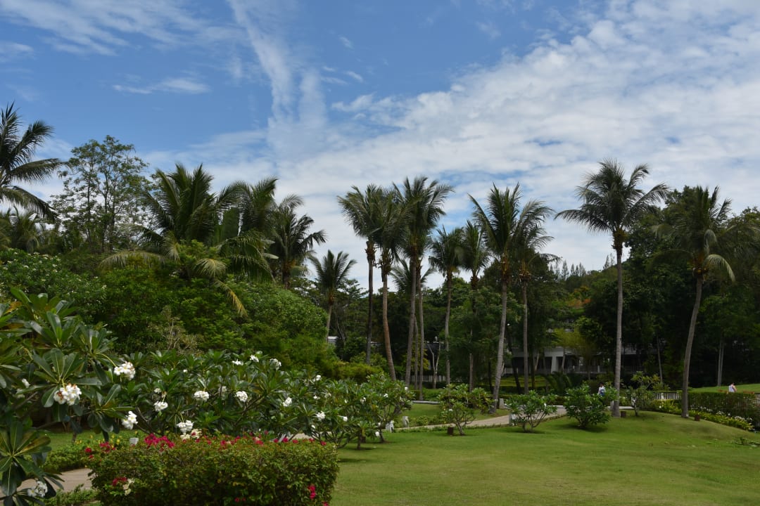 Gartenanlage Dusit Thani Krabi Beach Resort