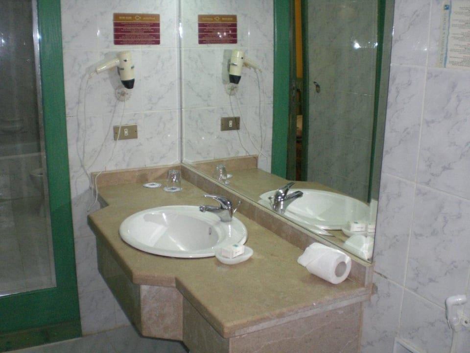 Bad Giftun Azur Resort