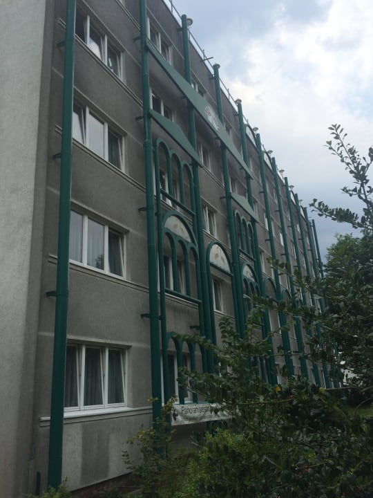 Fassade zur Promende Strandhotel Ahlbeck