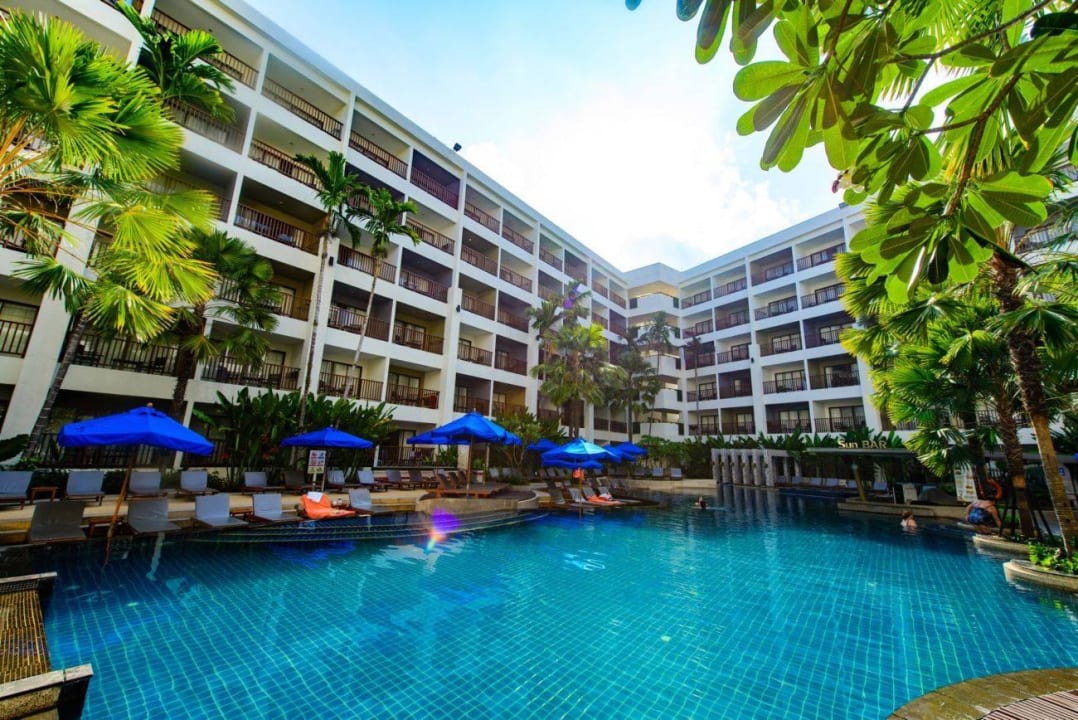 Swimming Pool area Deevana Plaza Phuket Patong