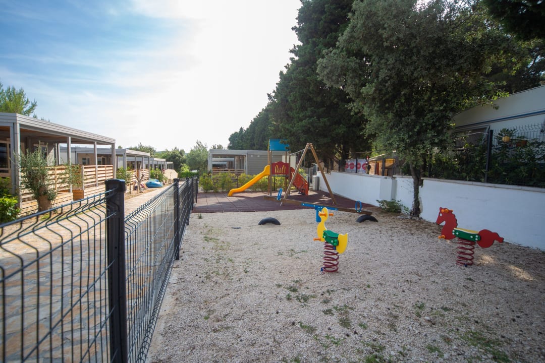 Sport & Freizeit Mobile Homes Mediteran kamp Ljutic in Biograd