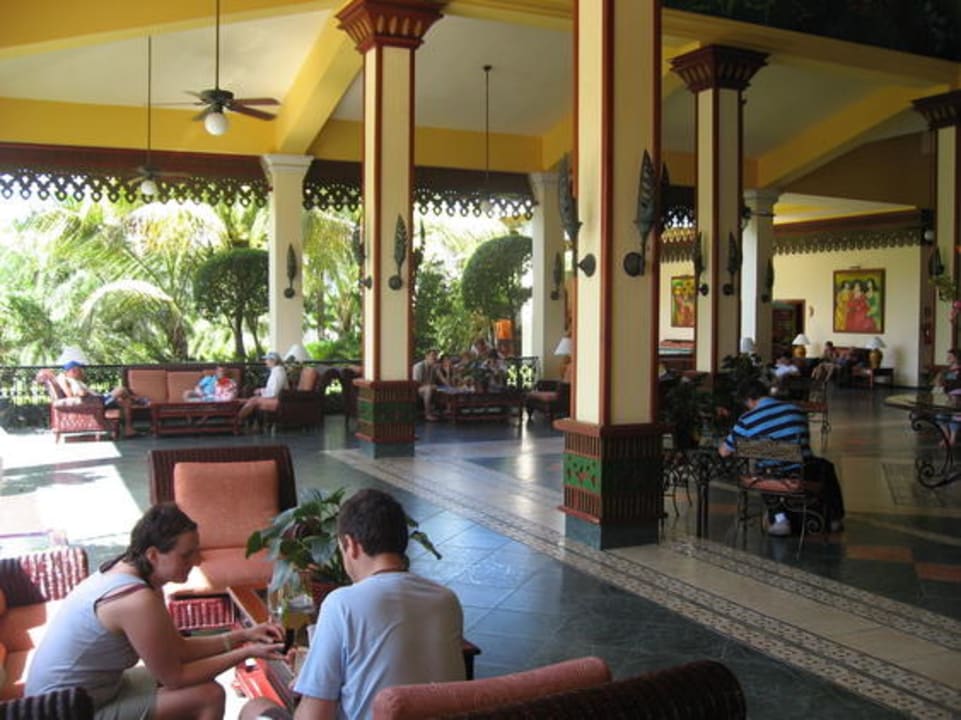 Rezi Meregue Playabachata Hotel