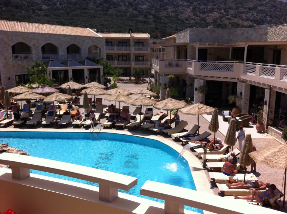 Ausblick auf den Pool und die einzelnen Häuser  Cactus Royal