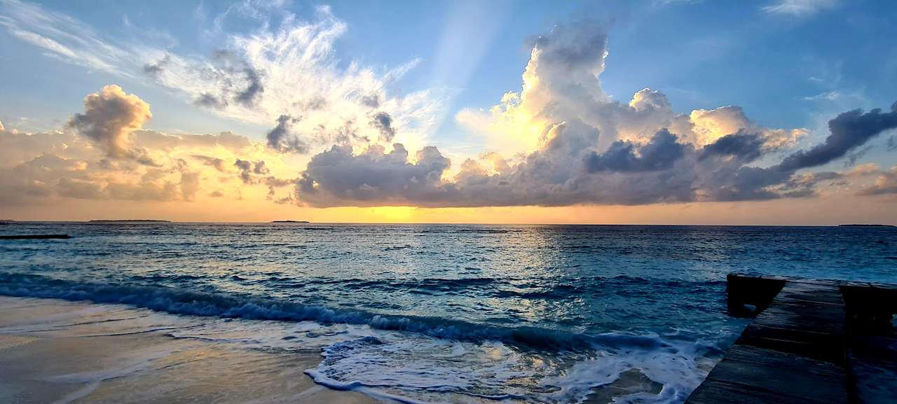 Strand Adaaran Select Meedhupparu Island Resort - Premium All Inclusive