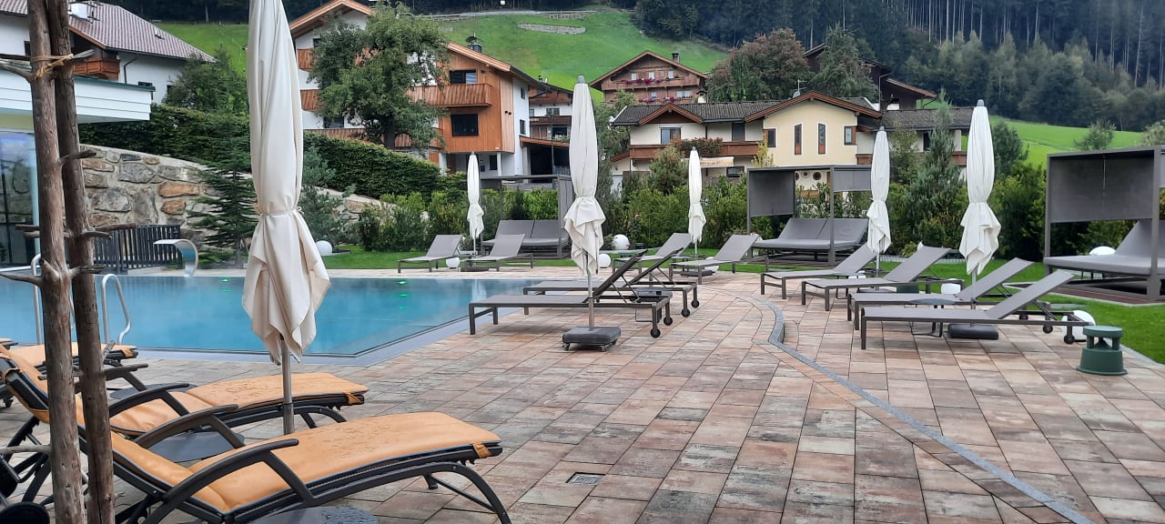 Pool Platzlhof - Mein Hotel im Zillertal