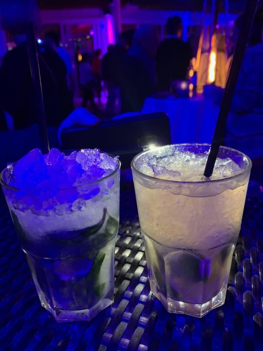 Gastro ROBINSON ESQUINZO PLAYA