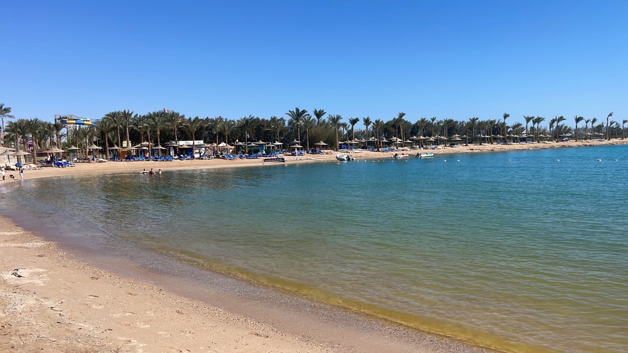 Strand Mirage Bay Resort & Aqua Park