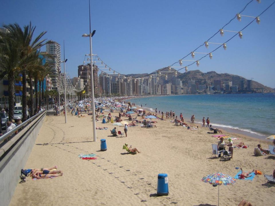 Strand Hotel Benidorm East by Pierre & Vacances