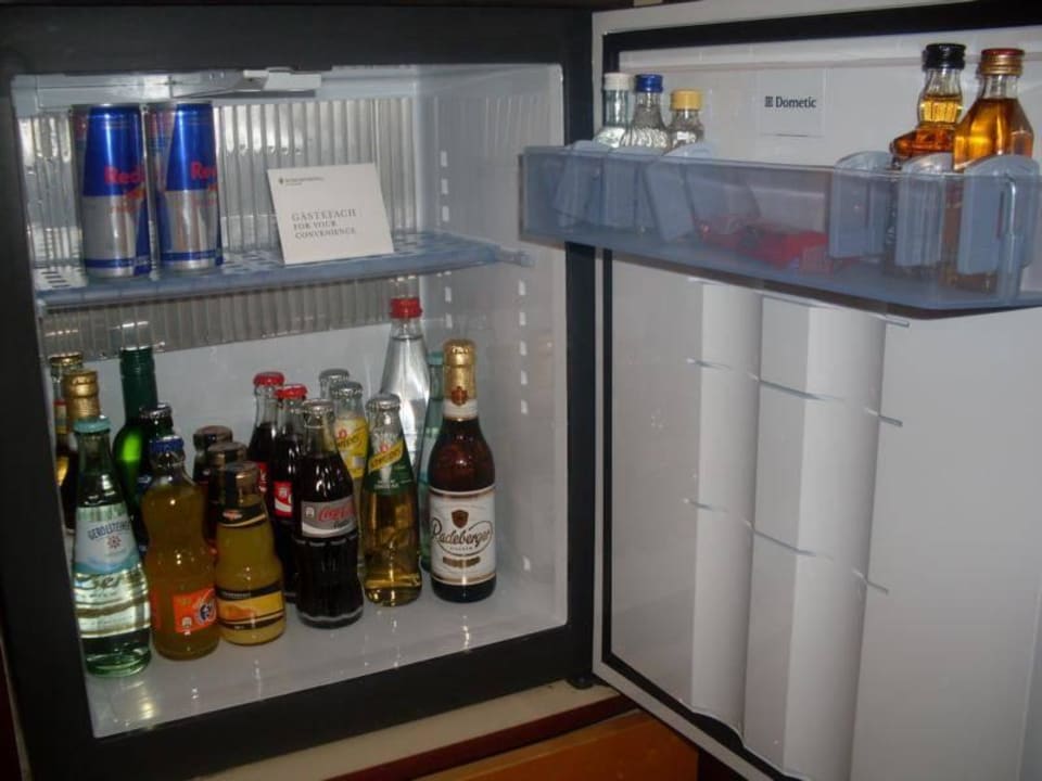Minibar mit Gästefach Hotel InterContinental Frankfurt