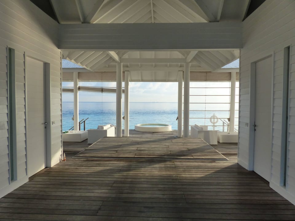 Wasservilla mit Jacuzzi ananea Diamonds Athuruga