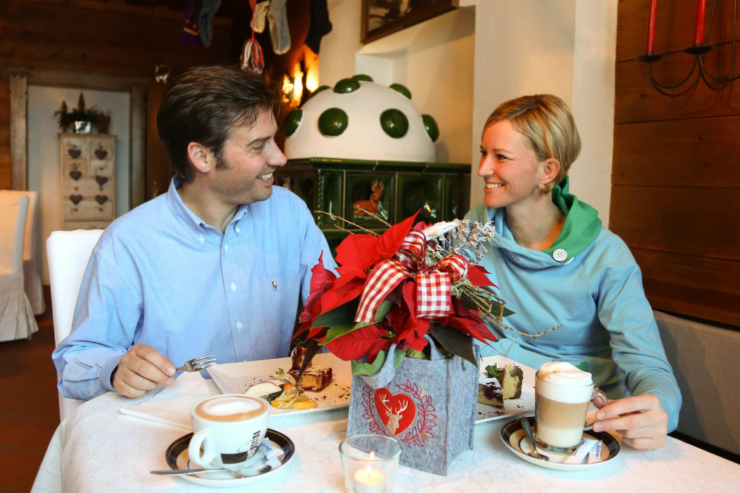 Kaminstube Hotel Enzian by Alpeffect