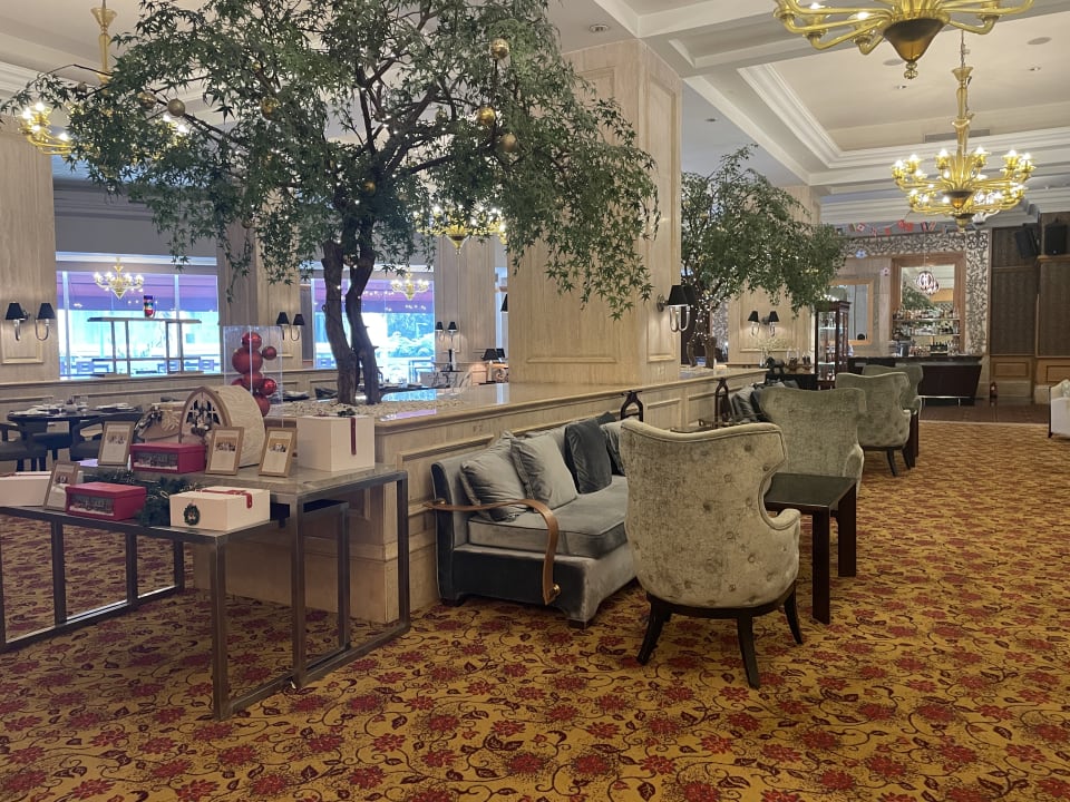 Gastro Hotel The Ritz-Carlton Jakarta, Mega Kuningan