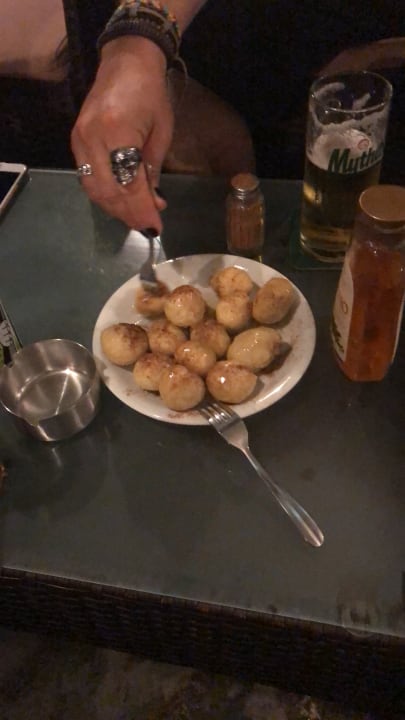 Gastro Corifo Village