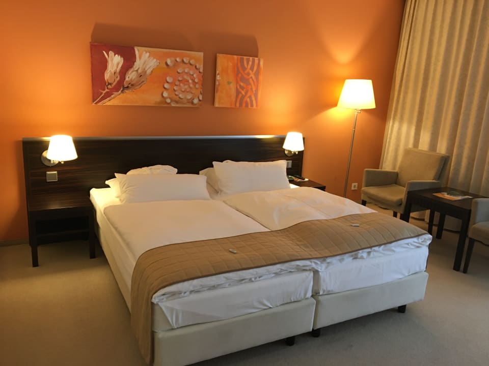 Zimmer HEIDE SPA Hotel & Resort