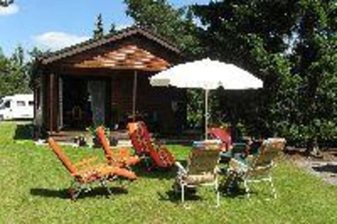 Ferienhaus Dankern - Haus Vogelgesang: Terrasse Ferienhaus Vogelgesang