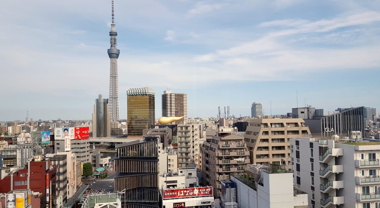 Blick von der Lobby Richtung Fernsehturm The Gate Hotel Kaminarimon by Hulic