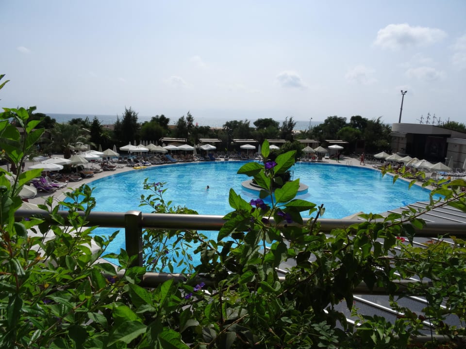 Poolanlage Seamelia Beach Resort