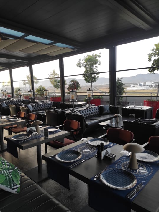 Gastro Concorde Tower Hotel