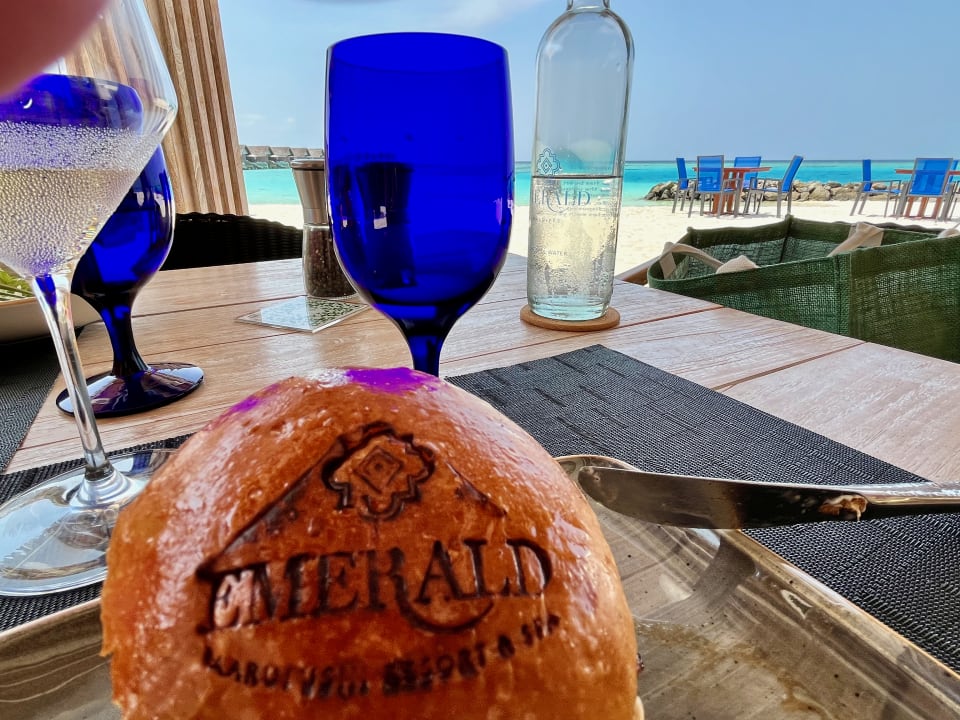Gastro Emerald Faarufushi Resort & Spa