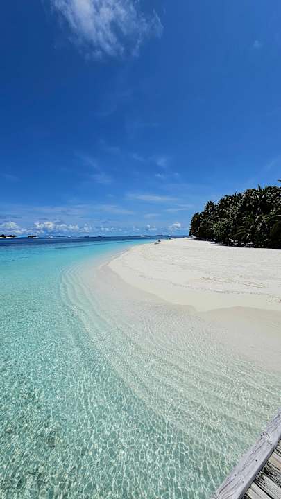 Strand Vilamendhoo Island Resort & Spa