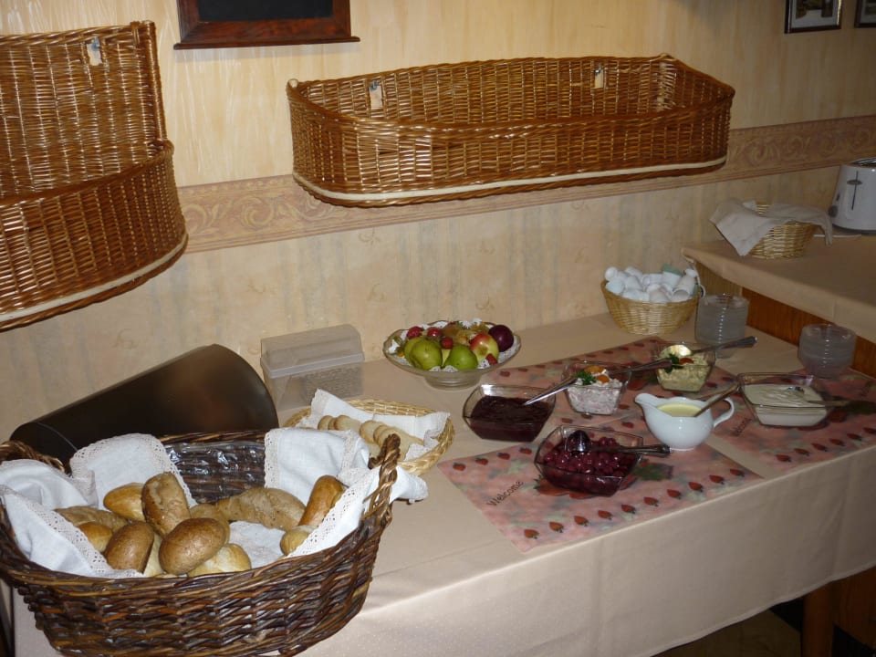 Frühstücksbüffet  Hotel Berggasthof Neues Haus