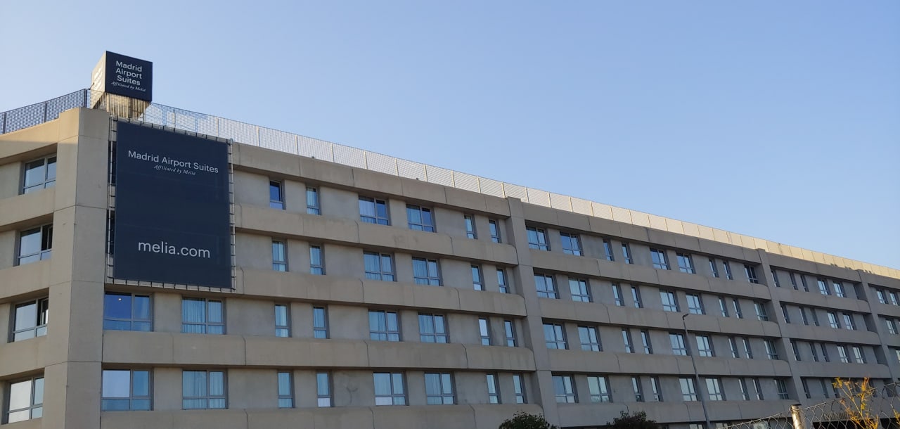 Außenansicht Madrid Airport Suites, Affiliated by Meliá