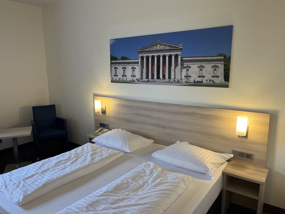 Zimmer ECONTEL Hotel München
