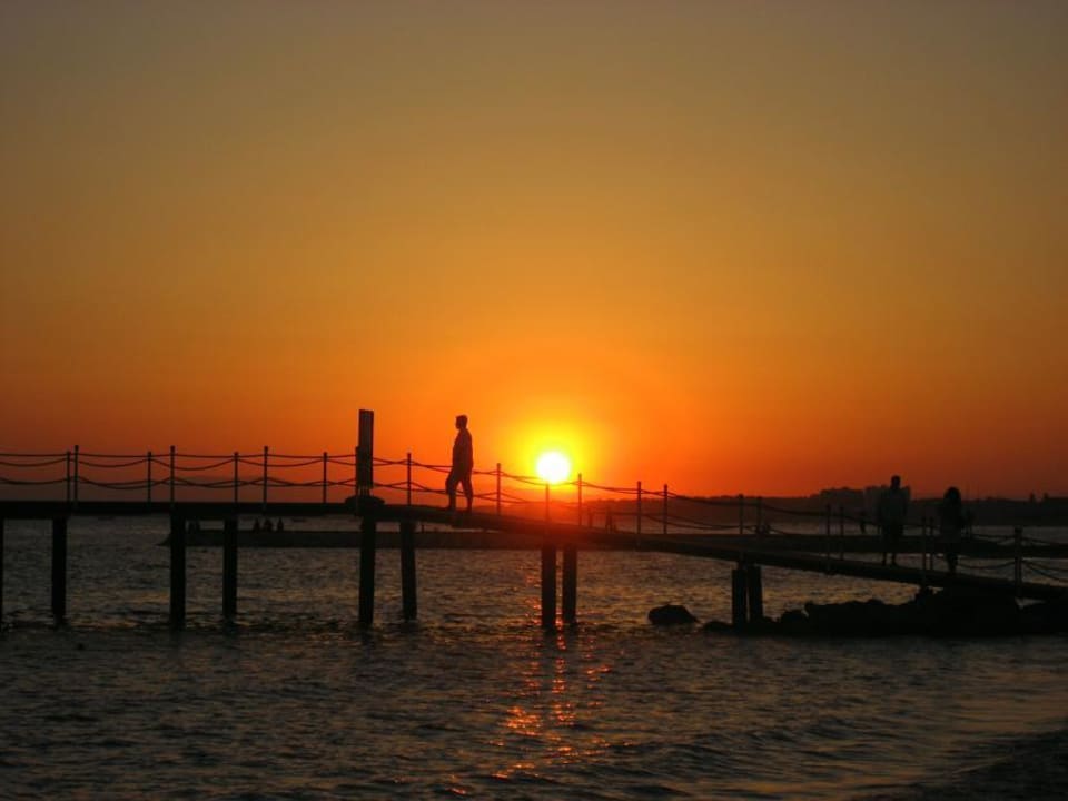 Sonnenuntergang um ca. 20:30 Barut Hemera