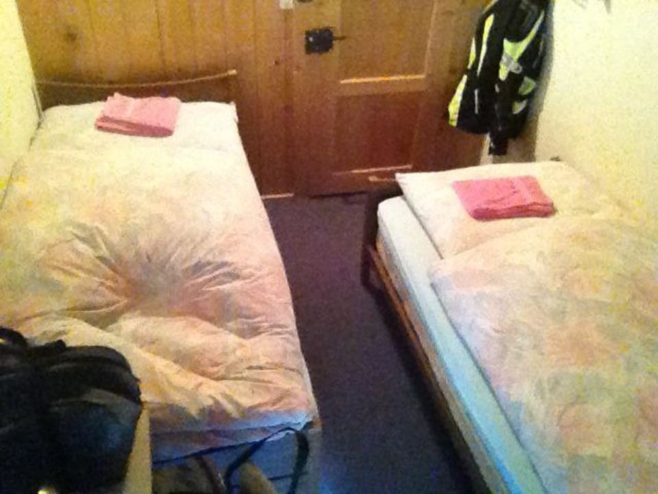Zweier-Mehrbett-Zimmer Gasthaus Alpenrose