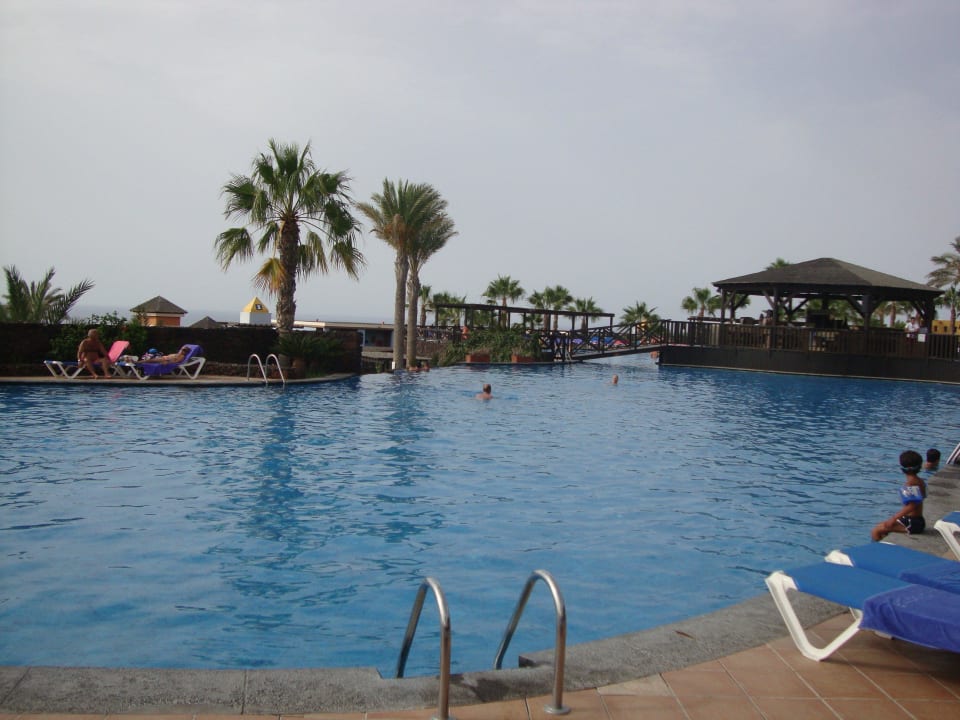 Oberer Pool mit Bar Occidental Jandía Playa