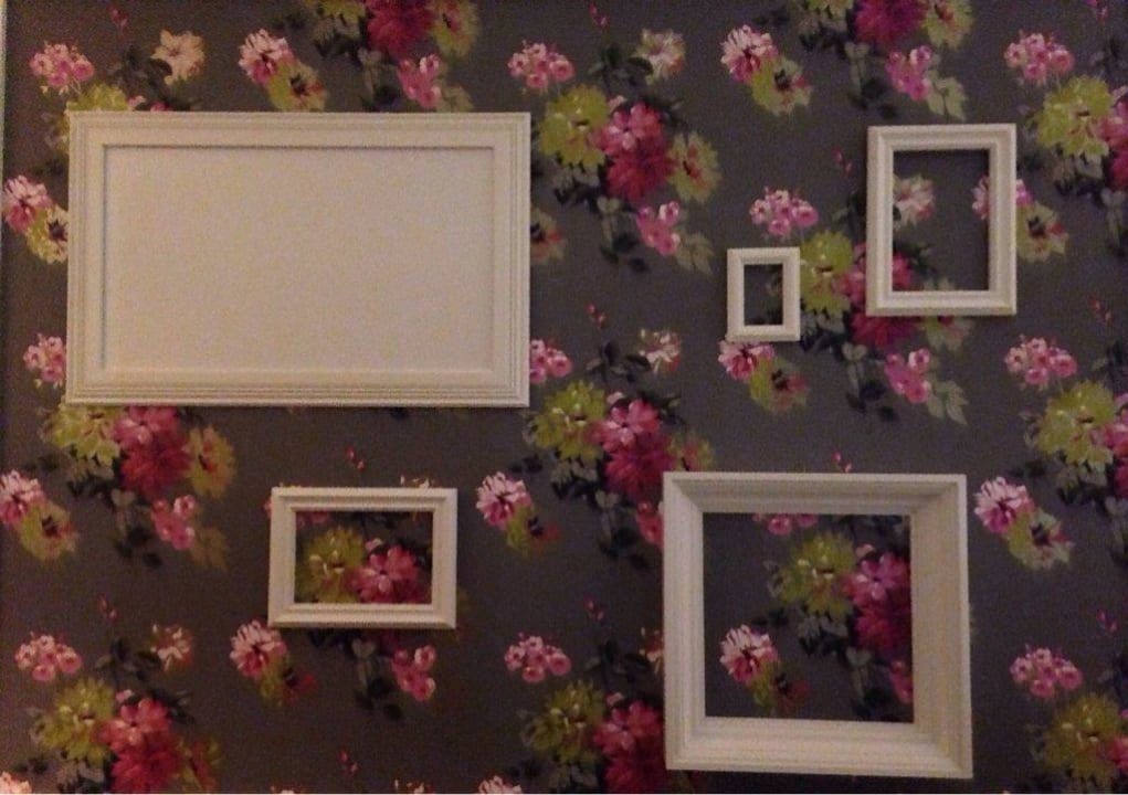 Bilderrahmen in der Bar Hotel Fährhaus