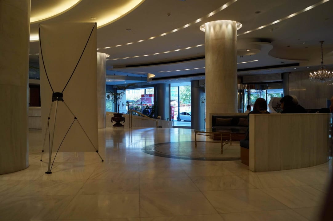 Eingangsbereich Titania Hotel