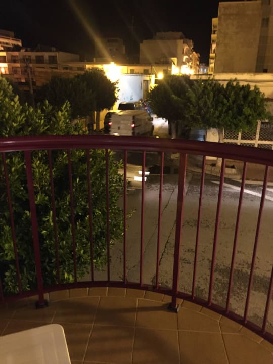 Balkon bei Nacht Hotel Adelino