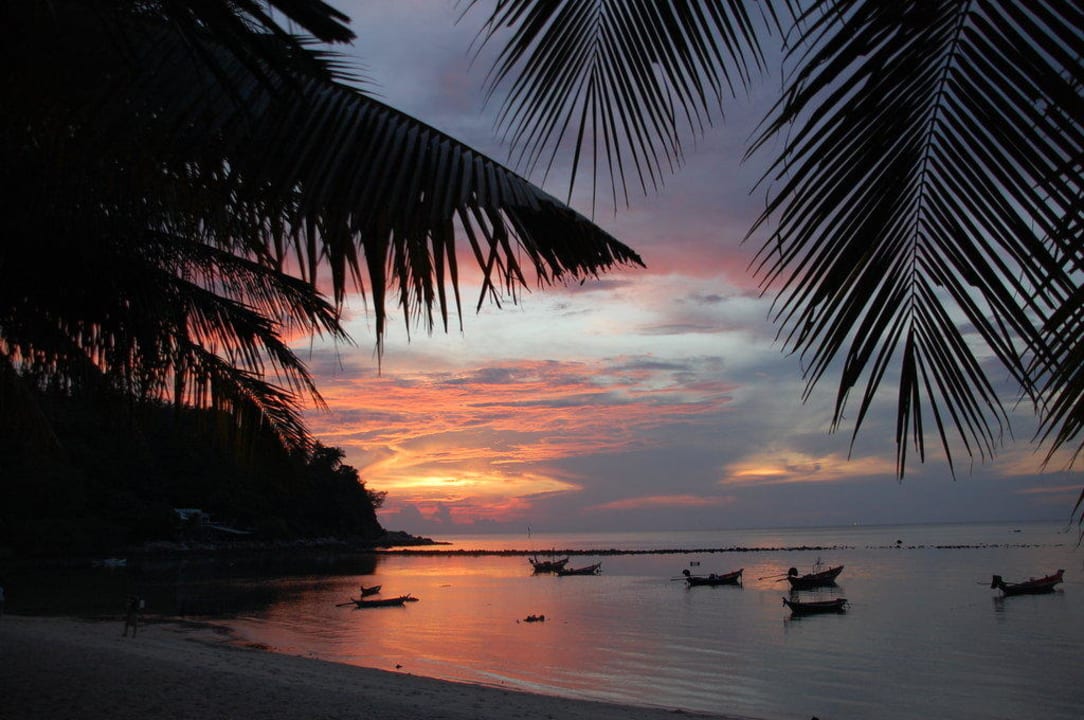 Sonnenuntergang am Salad Beach Hotel Salad Hut