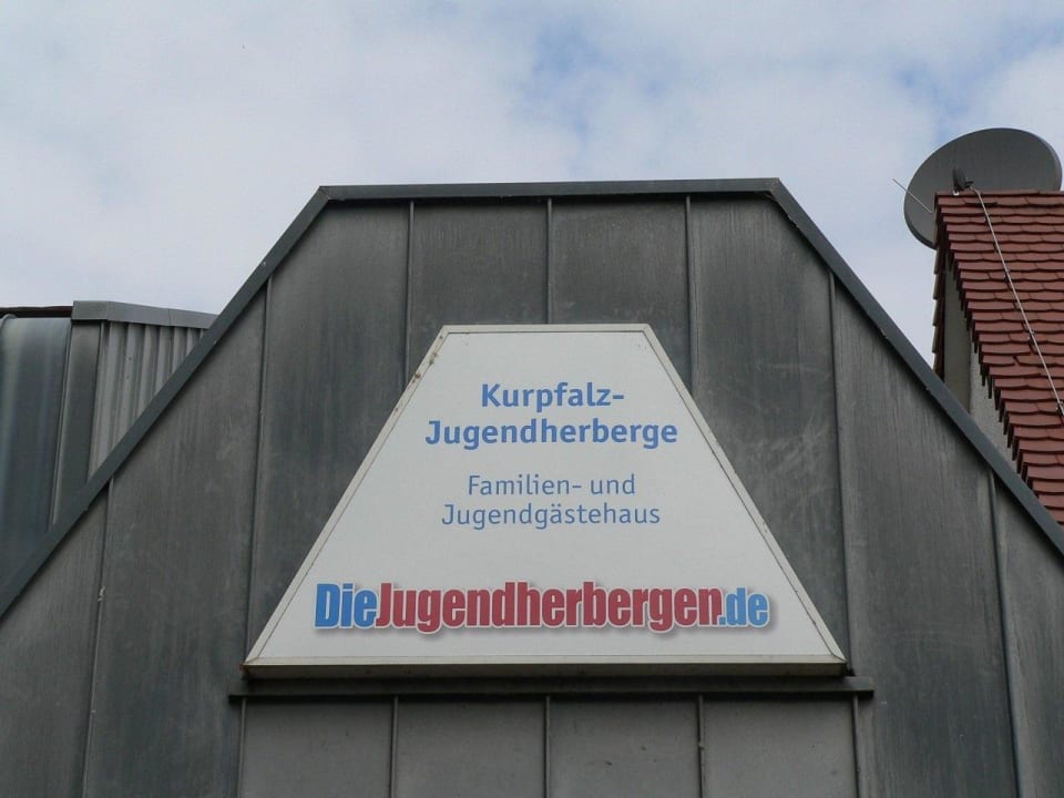 Weithin sichtbar Kurpfalz-Jugendherberge Speyer