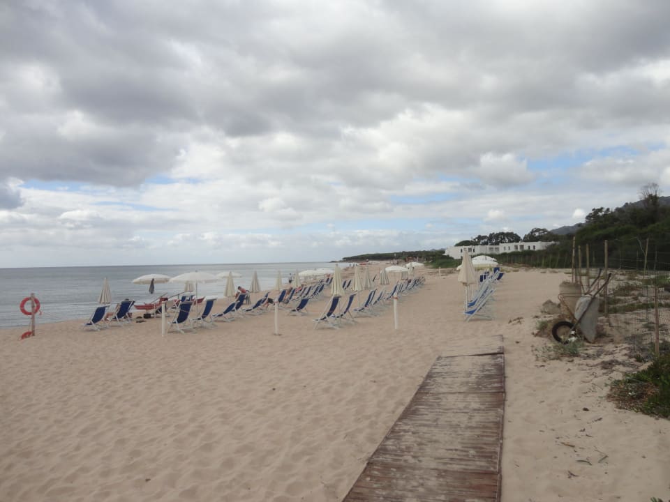 Hotelstrand im hinteren Bereich der Hotelanlage Hotel Flamingo Resort