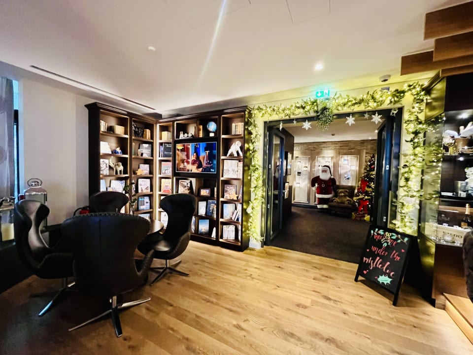 Lobby BLOCK Hotel & Living