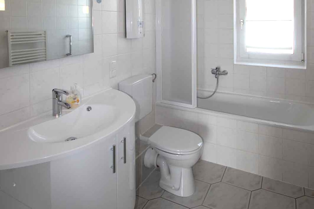 Zimmer Rujana Ferienwohnungen - Haus Anna