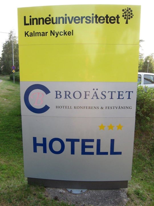 Läßt auf Studentenwohnheim-Flair schließen Brofästet Hotel & Konferens