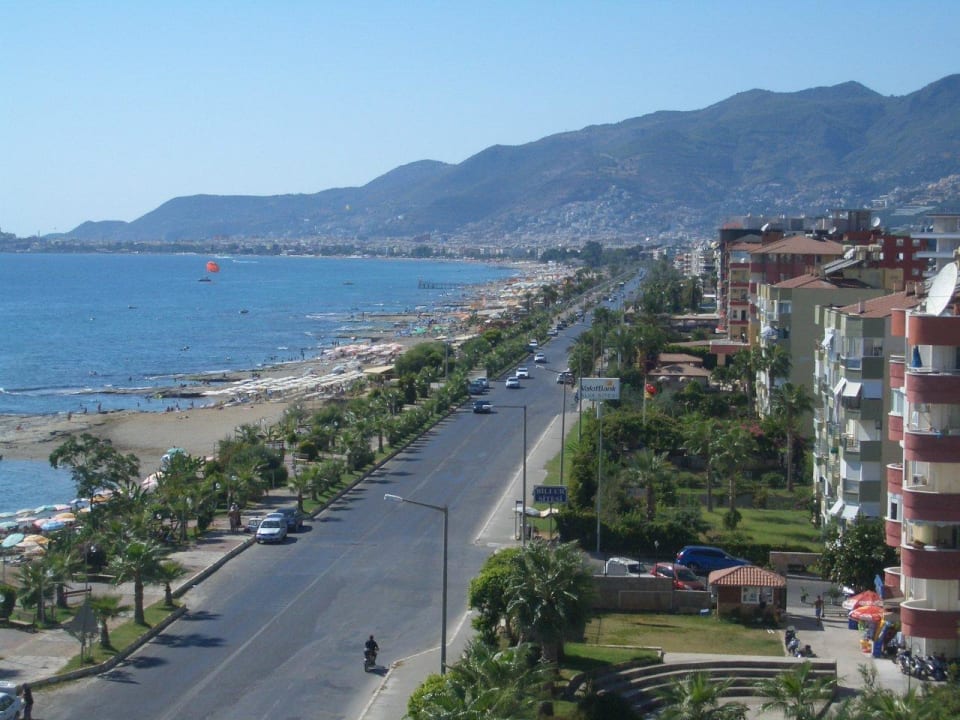 Von der Dachterrasse Grand Kaptan