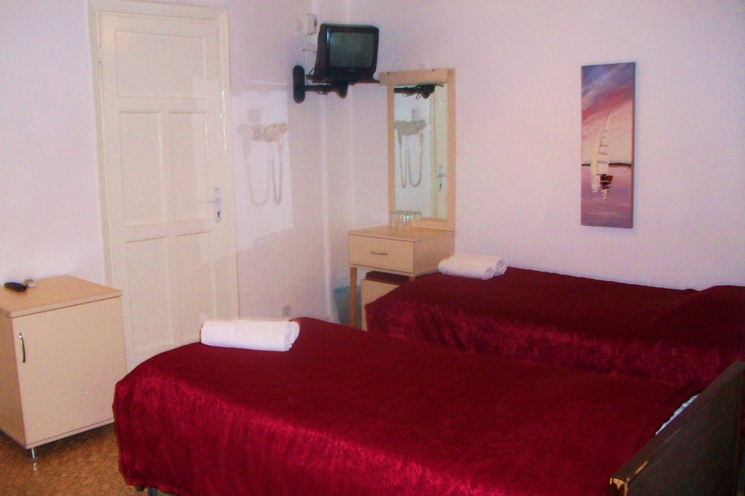 Double room Guzel Izmir Hotel