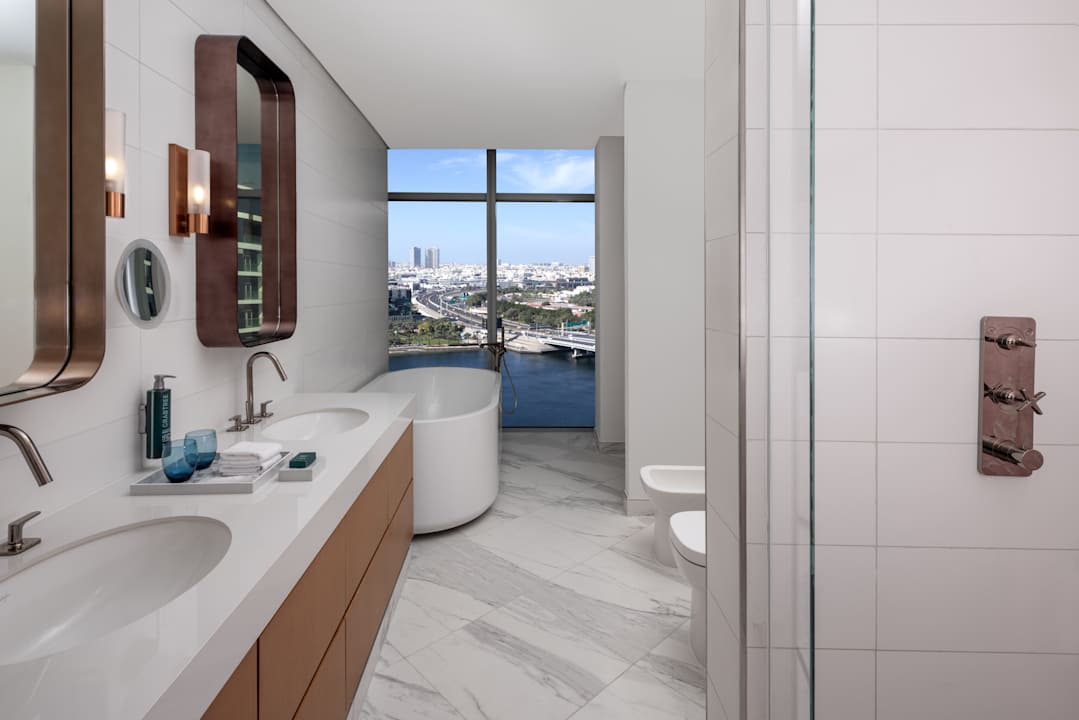 Zimmer Hilton Dubai Creek Hotel & Residences