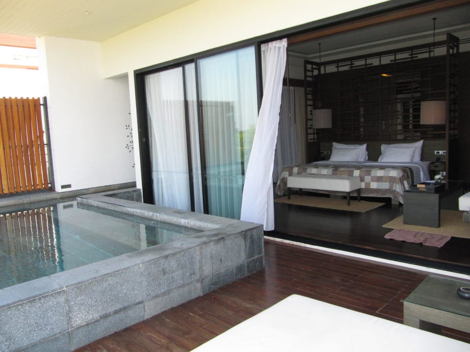 Deluxe-Sky-Pool Villa Cape Nidhra Hotel Hua Hin