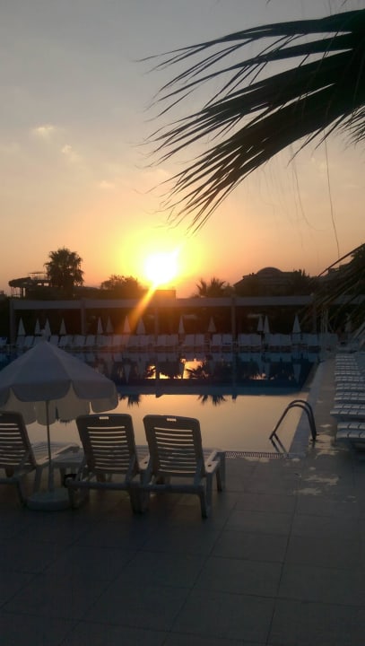 Sonnenuntergang Sunis Elita Beach Resort & Spa